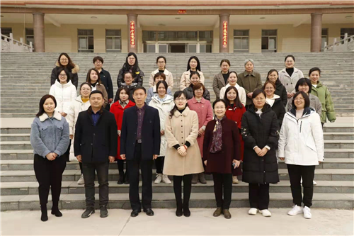 1618119985616401.png 三八节合影.png