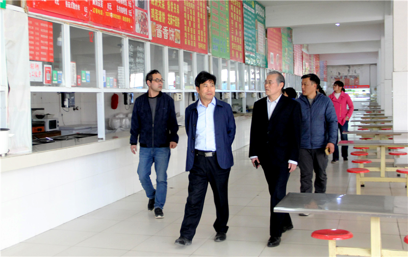 1566529566320703.png 203.png