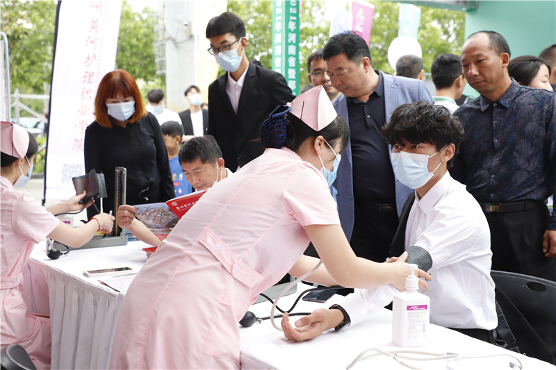 1621845446592120.png 104.png