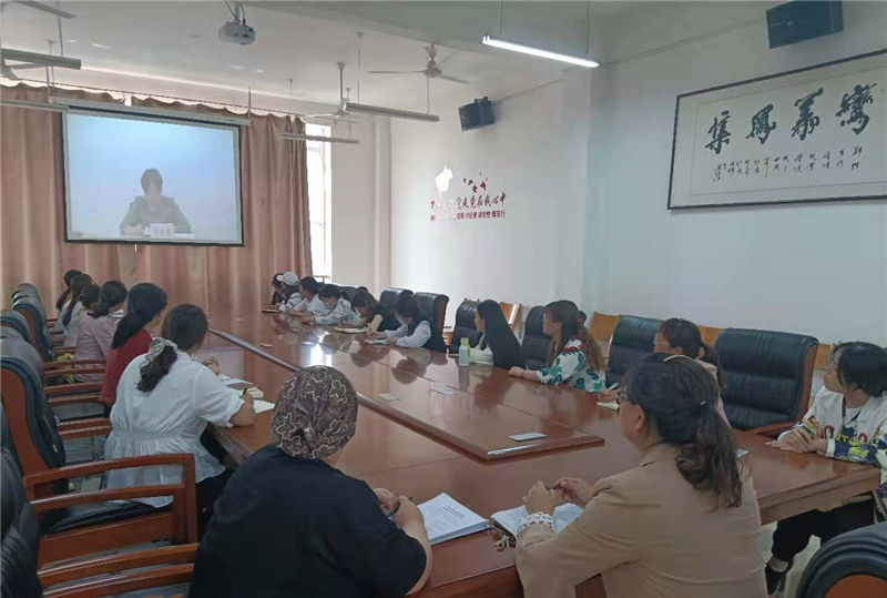 学院参加全国学生资助管理信息系统应用及国家奖学金评审工作线上培训会