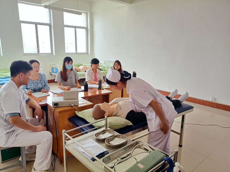 【护理系】举行护理技能竞赛复赛