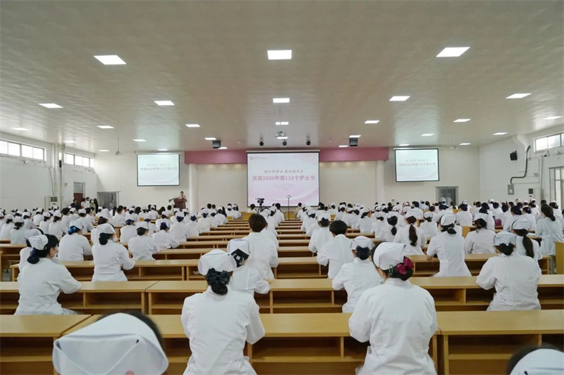 我们的护士，我们的未来！致敬可爱的你们