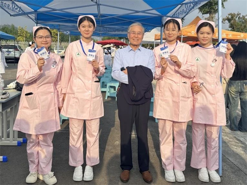 我院中专部学生在郑州市职业技能大赛中喜获佳绩