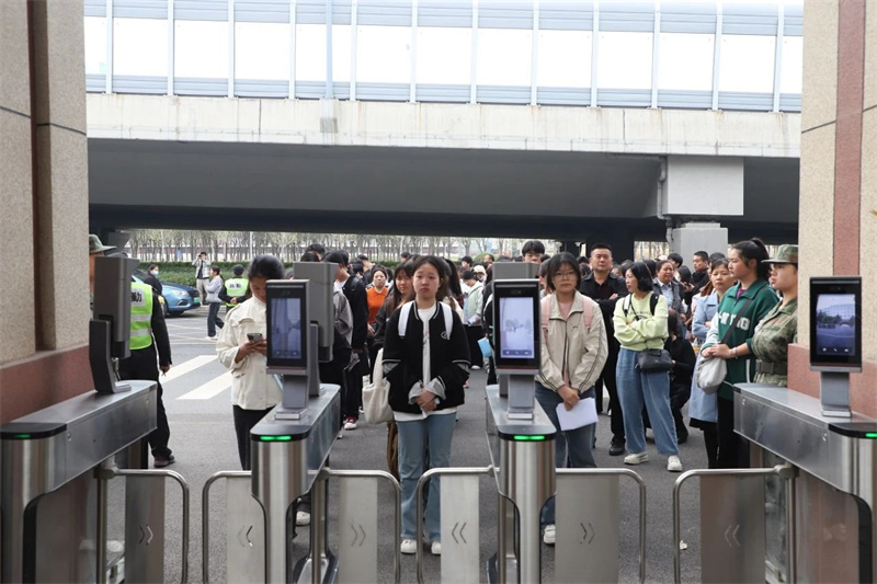 1724042460790039.jpg 2.jpg