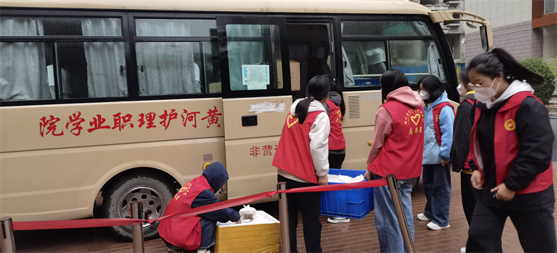 1724134668328948.jpg 学生志愿者 (16).jpg